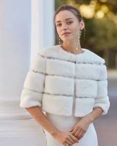 bodas invierno chaqueta rosa clara